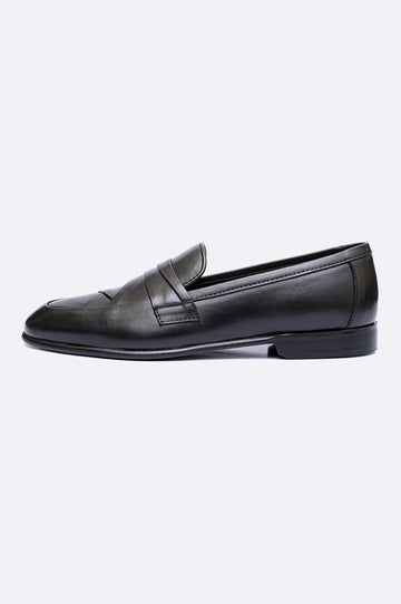 1687 BKA Black Moccasin