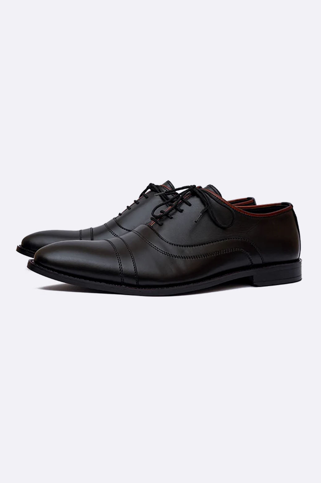 Classic Oxford Lace Up