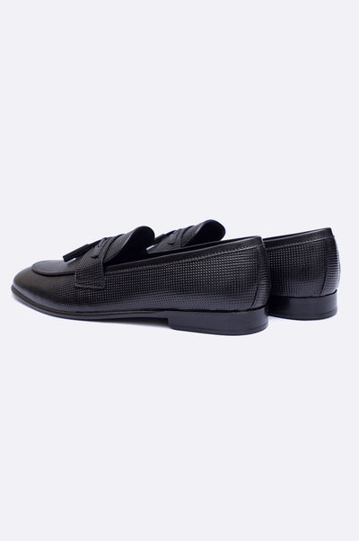 1811 BKC Black Moccasin