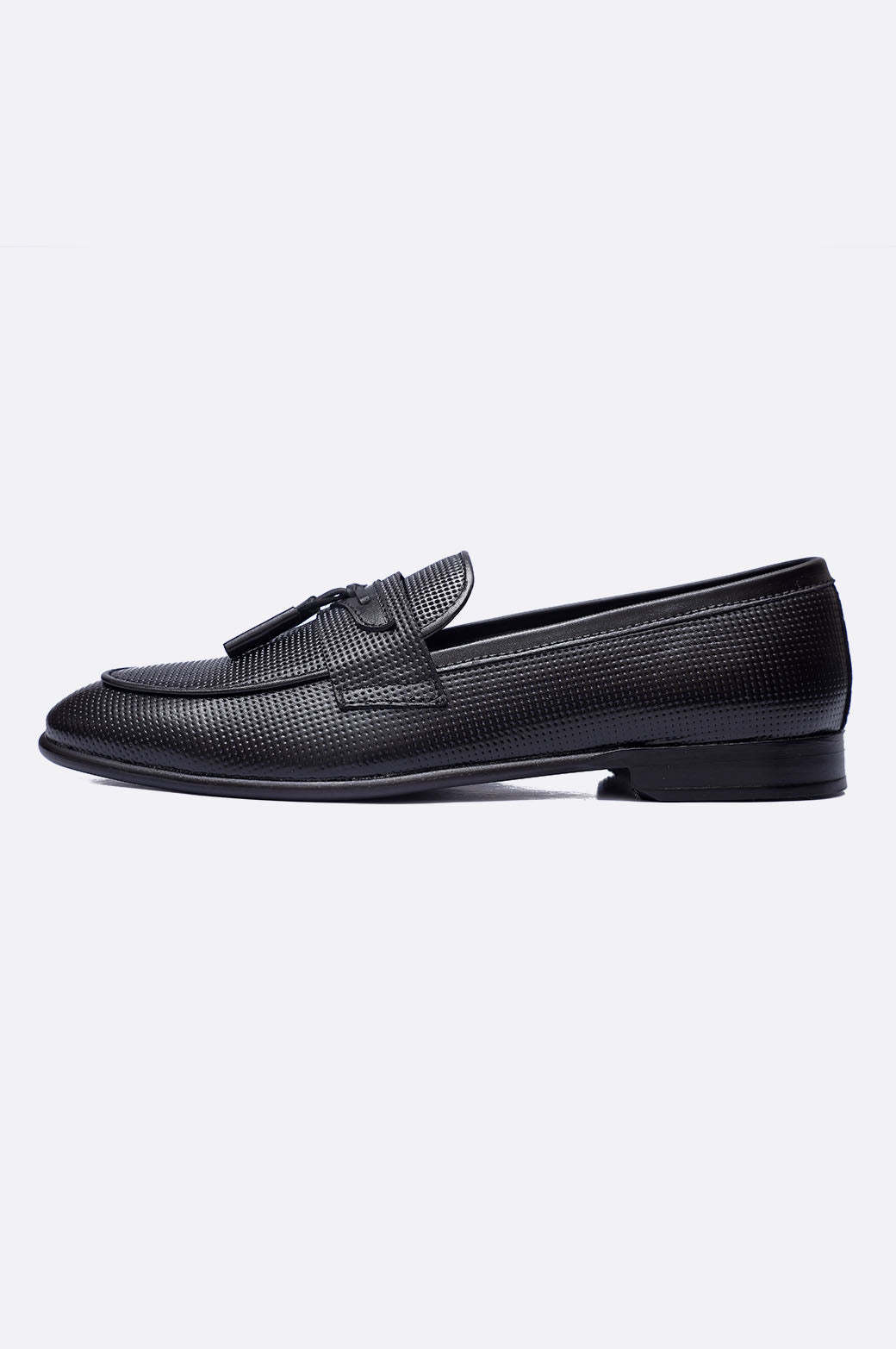 1811 BKC Black Moccasin