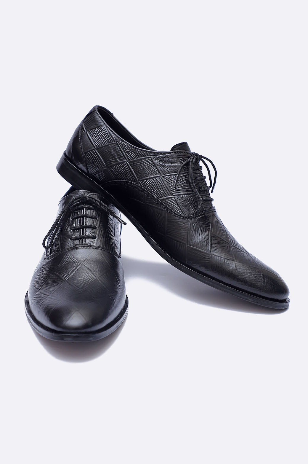 1346 BKA Black Lace Up