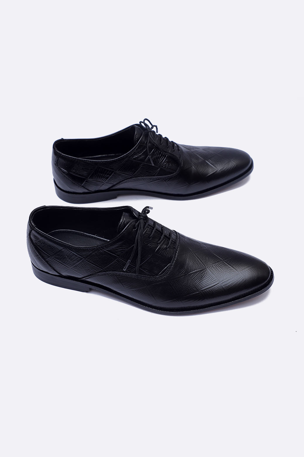 1346 BKA Black Lace Up